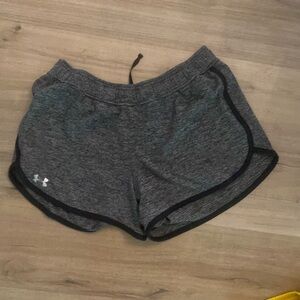 Medium shorts